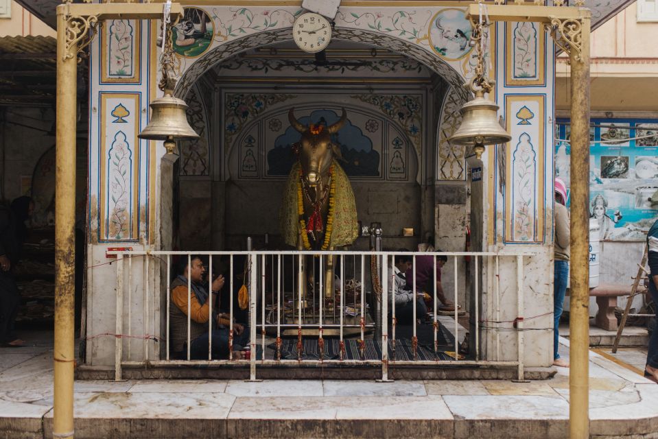 Jaipur: Temple Tour - Tarkeshwar Mahadev Temple puja: the early-riser payoff