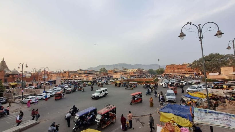 Jaipur :The Twilight Magic of Pink City- Heritage Walk Tour - Meeting at Le Tour De India and knowing the ending