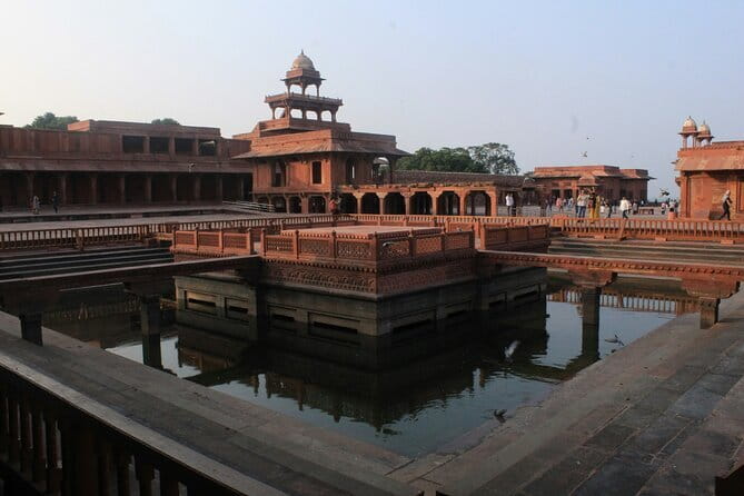 Jaipur to Agra Day Trip with Fatehpur Sikri and Abhaneri - Price and Value: What $68.09 Really Covers