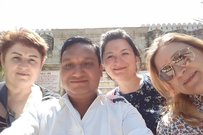 Jaipur to Udaipur Hotels drop: Private transfers with sightseeing - Flexible Pickup and Drop in Jaipur and Udaipur