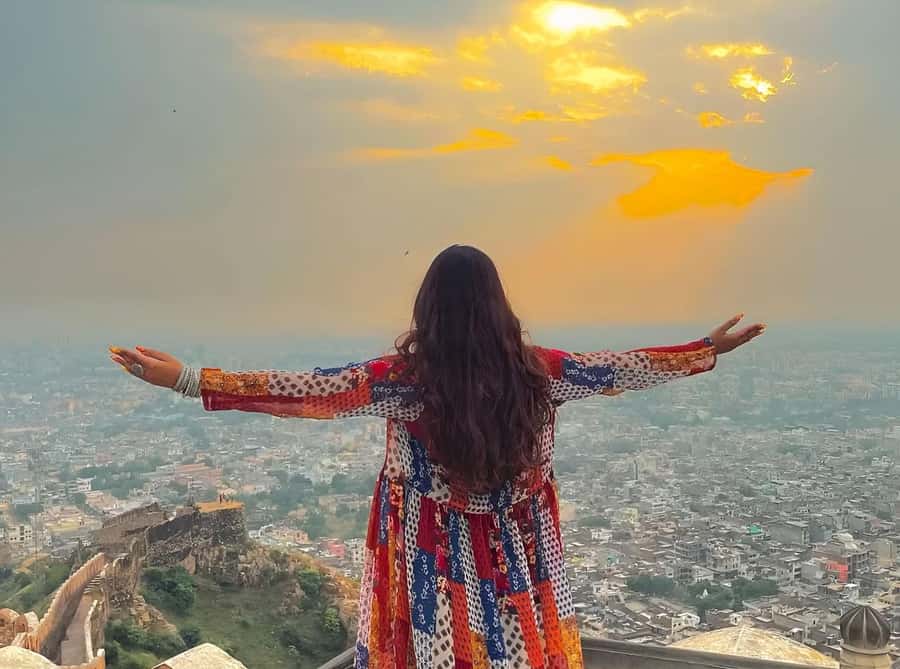 Jaipur: Tour with Nahargarh Sunrise or Monkey Temple Sunset - Two ways to time your Jaipur day: sunrise or sunset