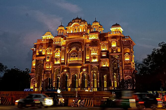 Magical Jaipur Night Tour Including Patrika Gate - Statue Circle and Raj Mandir: quick stops with strong silhouettes
