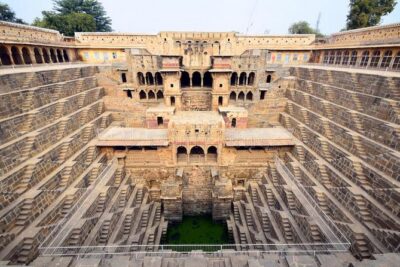 Private Day Trip to Abhaneri Chand Baori Stepwell from Jaipur - Private transport and the value of a guided day loop