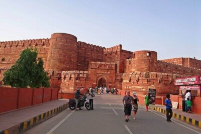 Private Day Trip to Taj Mahal & Agra From Jaipur - The road time from Jaipur: how to survive 4–5 hours each way