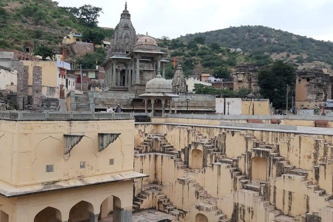 Private Guided City Tour of Jaipur - Jantar Mantar: UNESCO precision you can actually watch