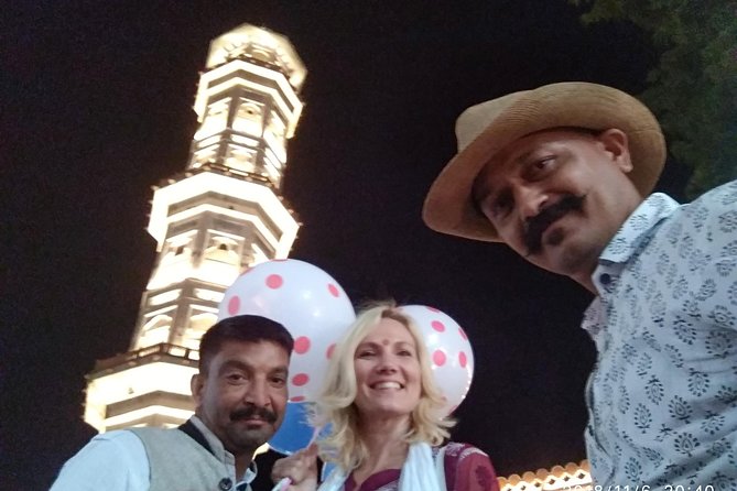Private Jaipur Full 2 Days Tour With Pink City Guide - Your guide matters: English storytelling and photo help