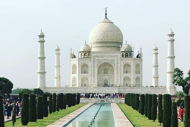 Private Overnight Jaipur City Tour from Delhi - Museums and temples on Day 2: Albert Hall and Birla Mandir