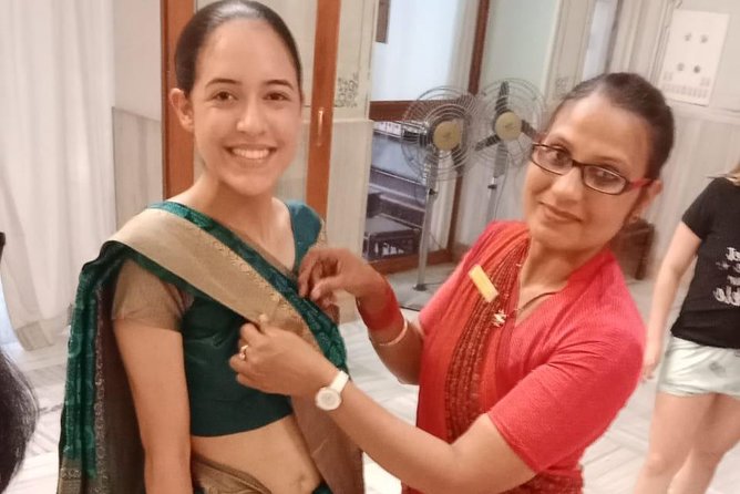 Saree Draping - Timeless elegance of traditional Indian Saree - Key things that make this saree draping session worth it