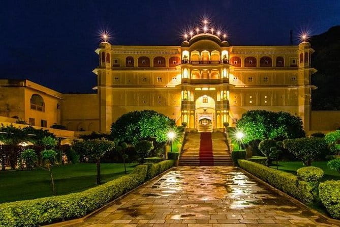 Travel Through the Streets of Jaipur by Tuktuk with a Local - What is included in $16.85 per group, and what you still pay