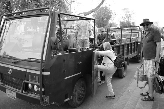 Two Night Safari Experience Ranthambore National Park &Transfers - Chambal River private boat safari and the National Chambal Sanctuary