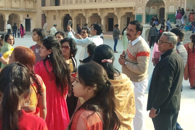 Walking Tour of Pink City (World Heritage Site) with Local Guide - Hawa Mahal (Palace of Wind) and the quick photo-first opening